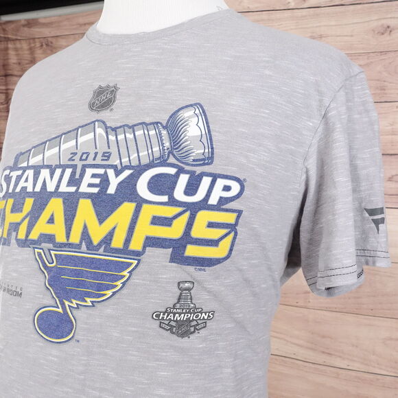 ST LOUIS BLUES HOCKEY 2019 STANLEY CUP CHAMPION FANATICS T-SHIRT SZ L - Picture 3 of 7
